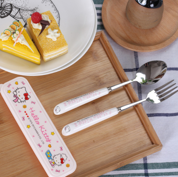 FunTime Cartoon Tableware Set GidgetBox