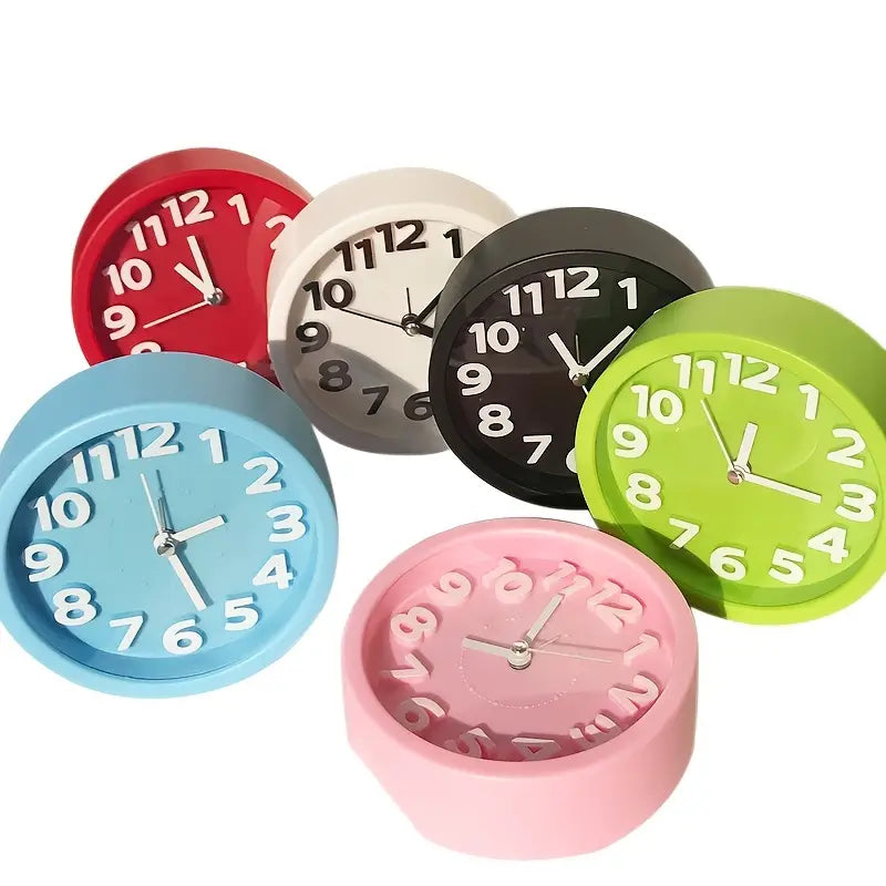 Silent 3D Round Quartz Clock GidgetBox