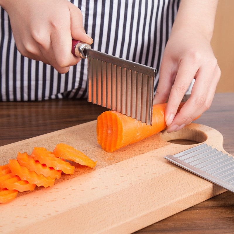 Versatile Stainless Wavy Veggie Knife GidgetBox