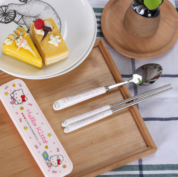 FunTime Cartoon Tableware Set GidgetBox